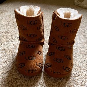 Size 6C UGG Boots